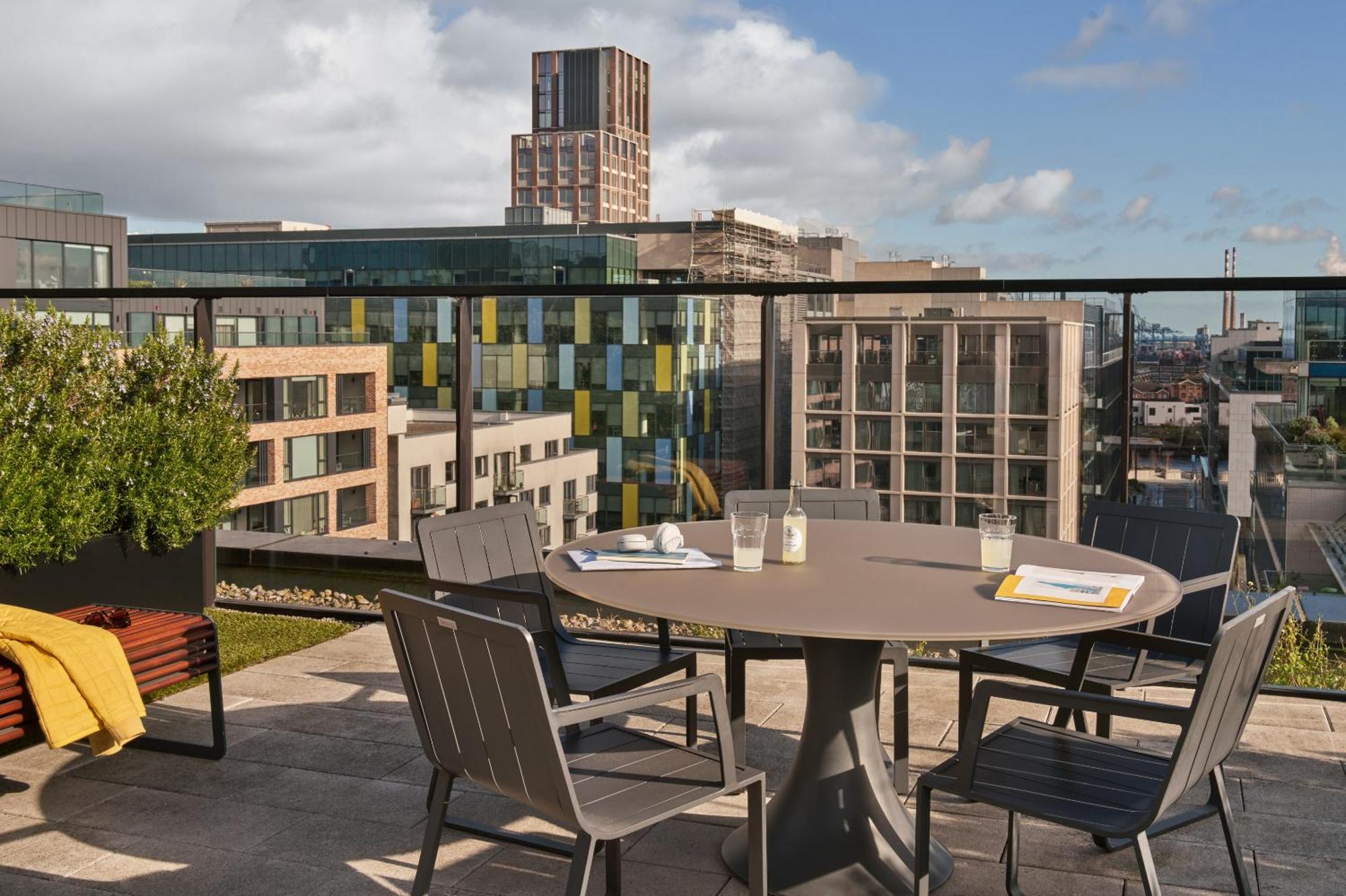 Britain Quay, Sonder Apartments By Marriott Bonvoy Dublin Kültér fotó